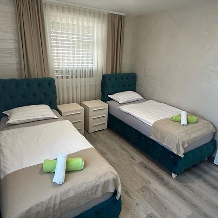 Villa Moste With Pool & Ev Station Ljubljana Kültér fotó