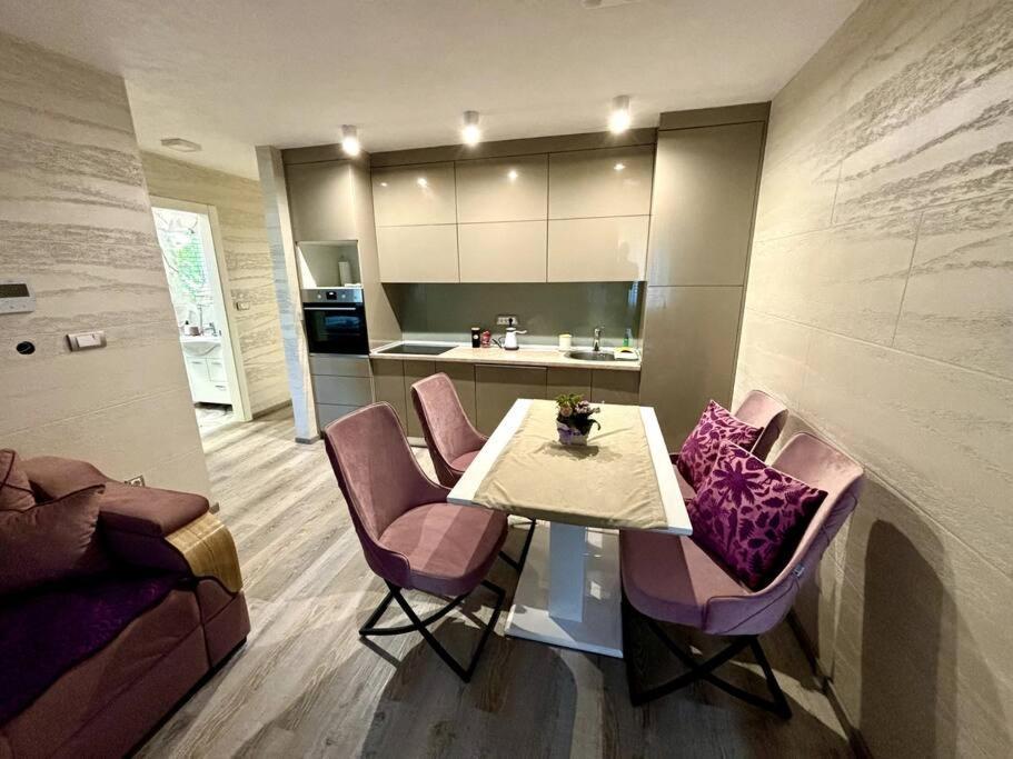 Villa Moste With Pool & Ev Station Ljubljana Kültér fotó
