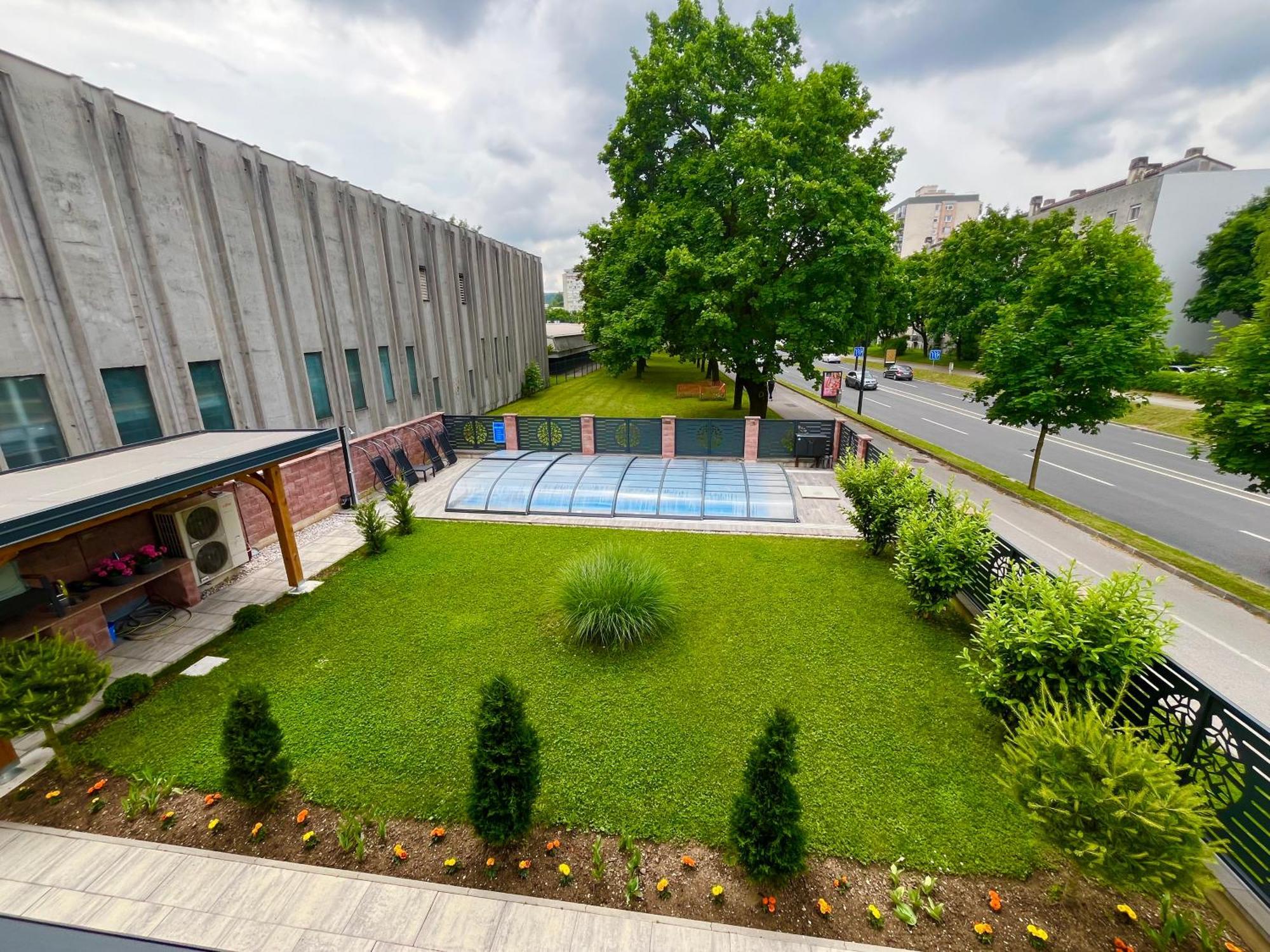 Villa Moste With Pool & Ev Station Ljubljana Kültér fotó
